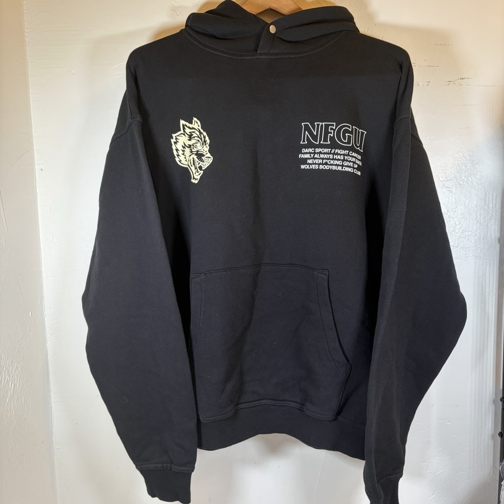 NWT Darc Sport Hoodie Mens M Black Keep Fighting NFGU Graphic Limited Edition718
